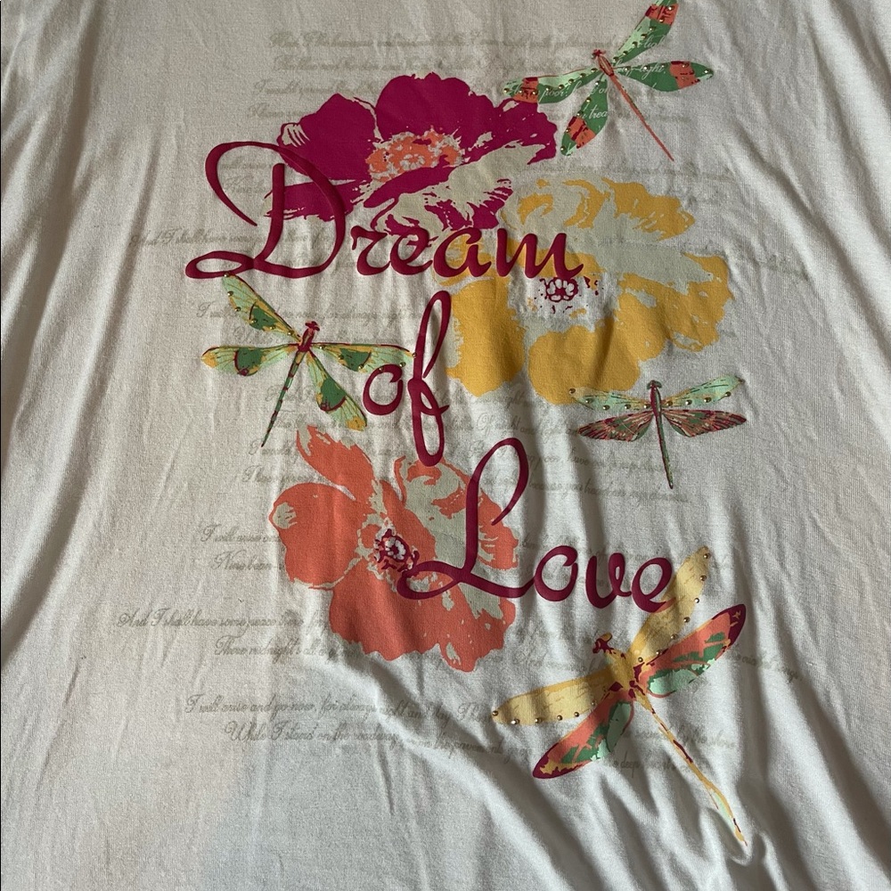 Long whit tee.